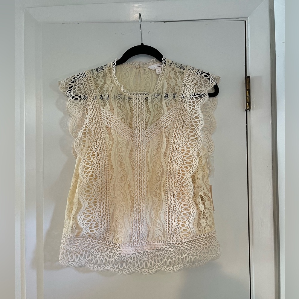 LC Lauren Conrad Cream Lace Flutter Sleeve NWT